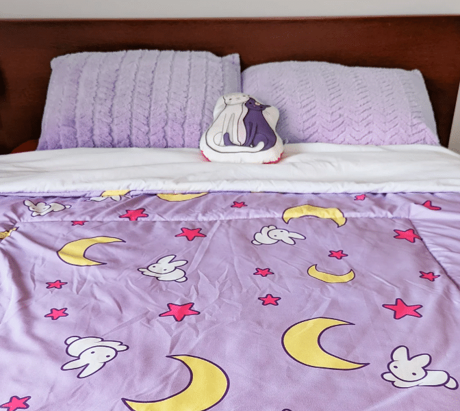 Sailor Moon - Crescent Moon and Bunny Pattern Comforter