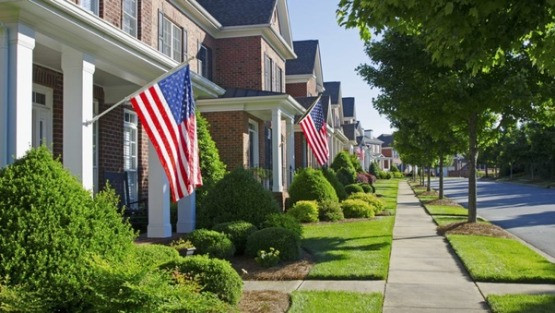 Americans, why do so many of you fly your flag outside of your house? -  Quora