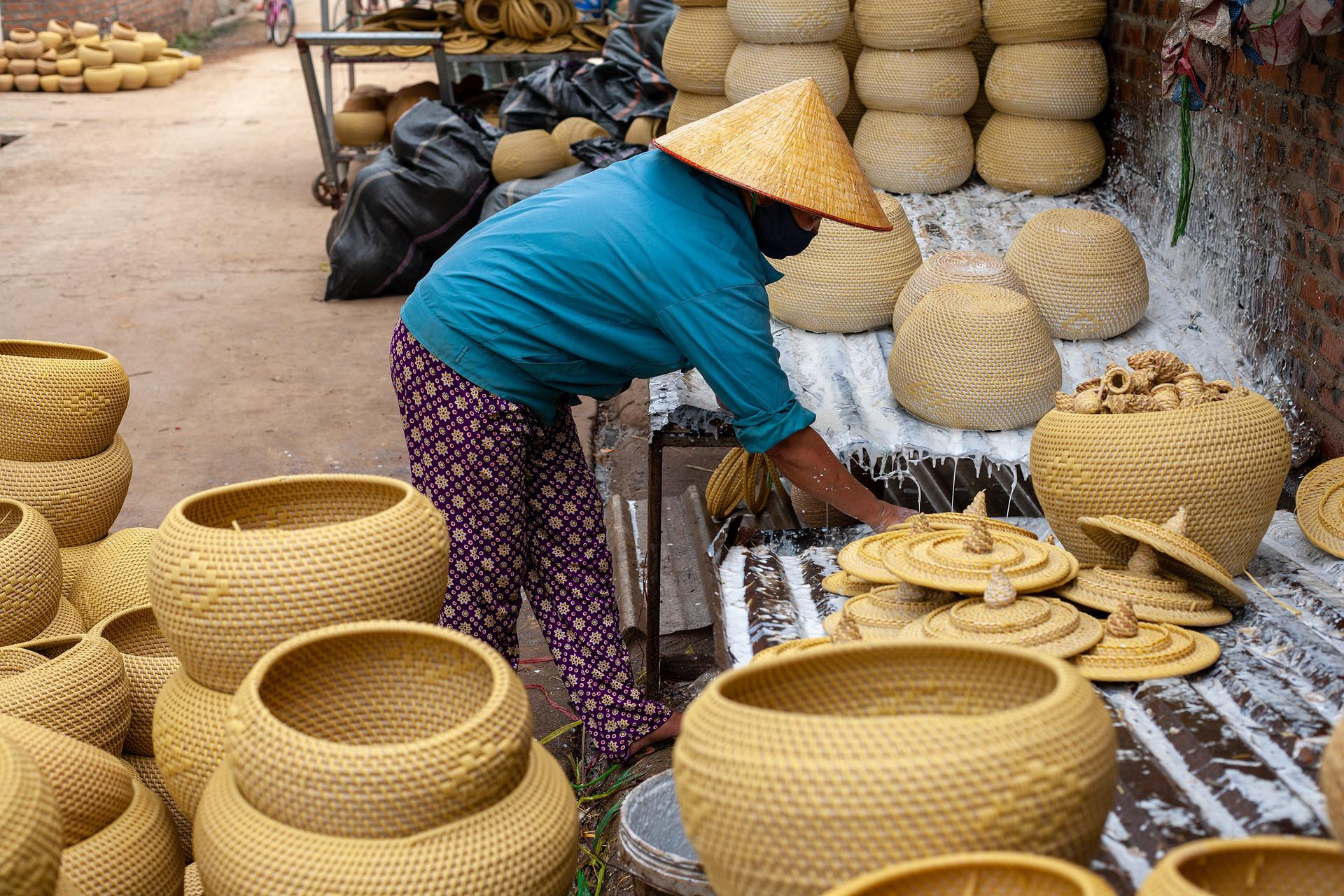 Beautiful baskets that have been made by Vietnamese artisans