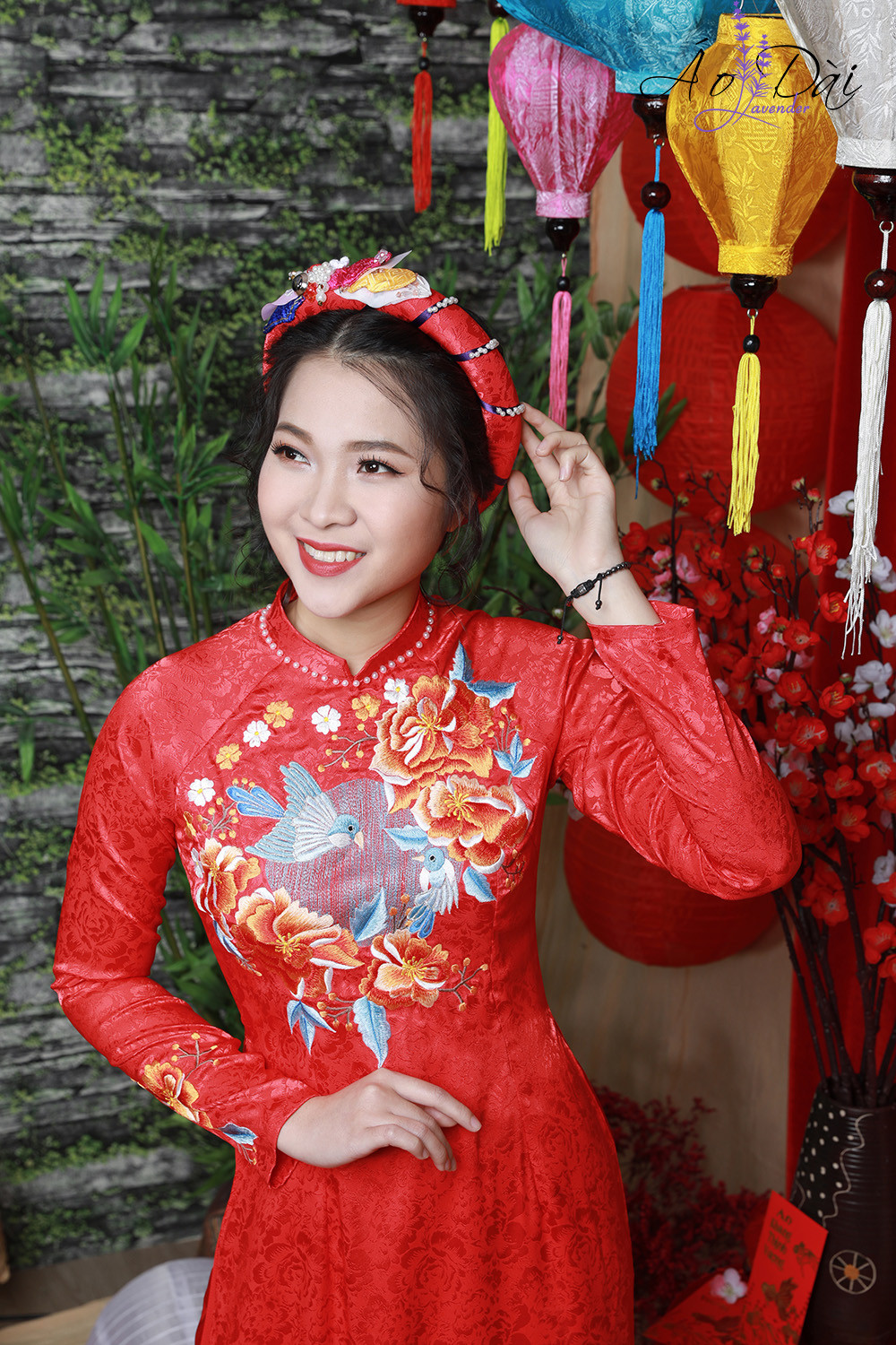 Vietnamese embroidery Ao Dai